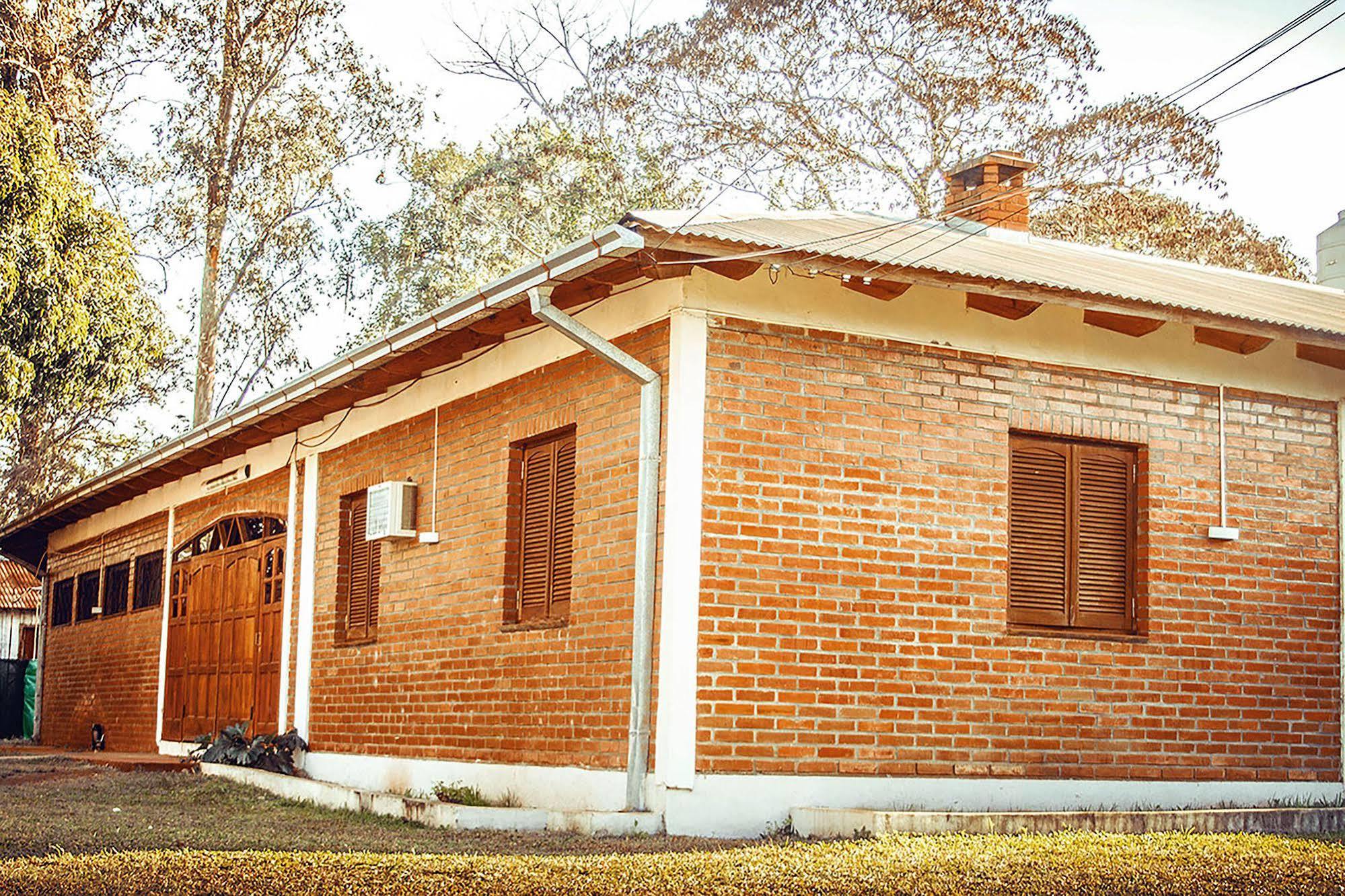 Hostal Madre America